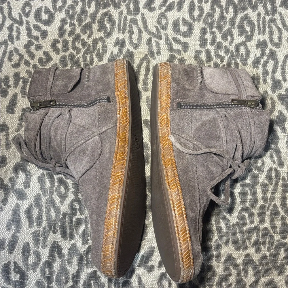NWOB UGG Reid moccasin bootie in slate brown suede casual boho lace zip bootie 7